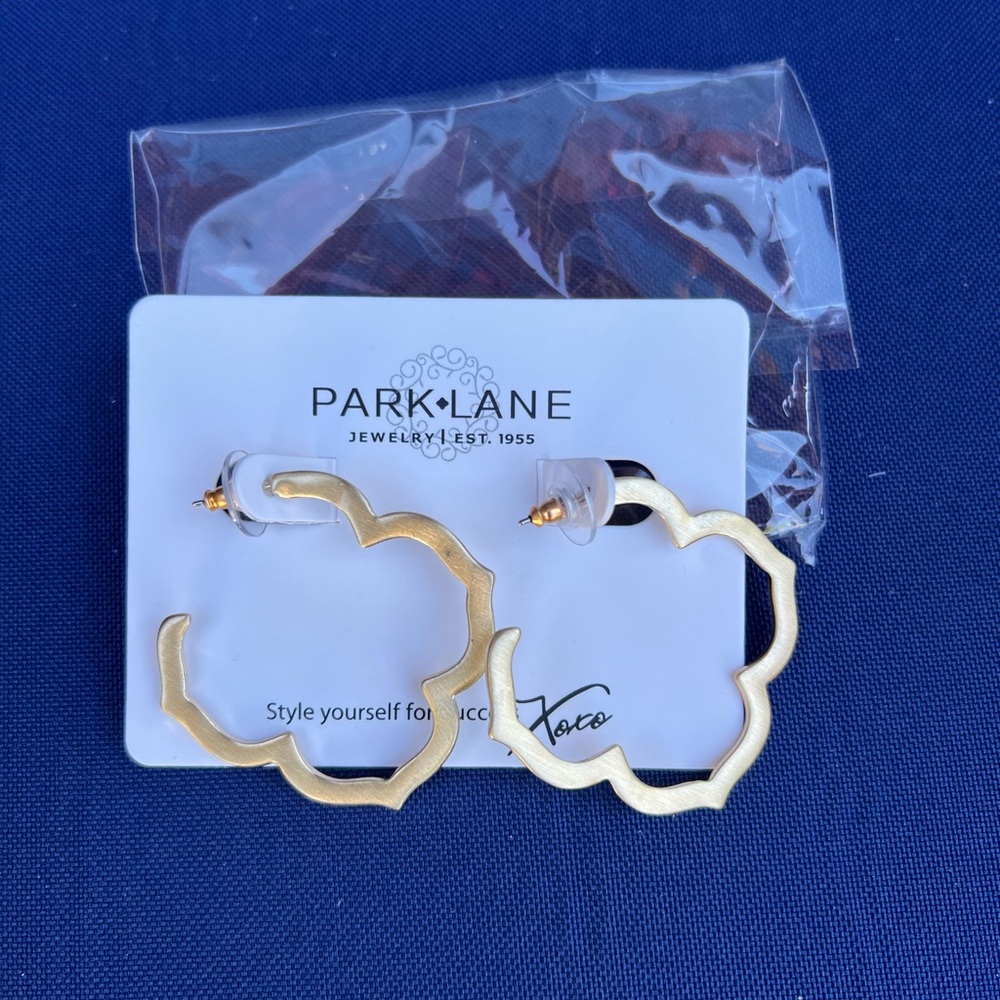 Park Lane Scalloped Gold Earrings